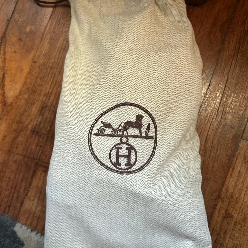 Hermes Oran Sandals - Picture 5 of 5